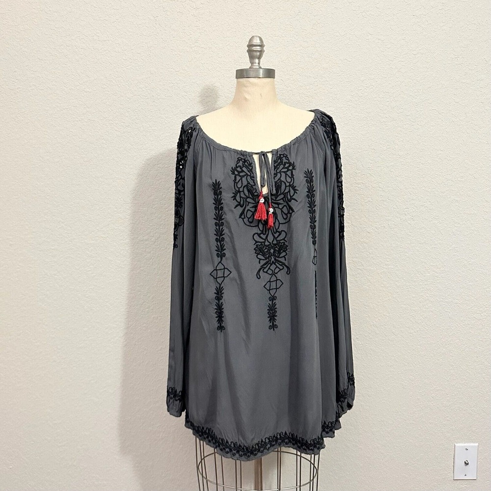 JOHNNY WAS BIYA L/S Tasseled Embroidered Gray Tunic #A3492 *FLAWED*